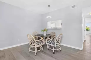 2466 Ecuadorian Way, Clearwater, FL 33763 - Photo 5