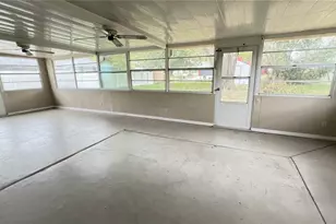 8348 Angela Ct, Zephyrhills, FL 33541 - Photo 11