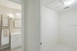 5206 Woodlawn Cir E, Palmetto, FL 34221 - Photo 19