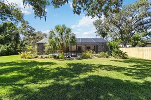 5206 Woodlawn Cir E, Palmetto, FL 34221 - Photo 33