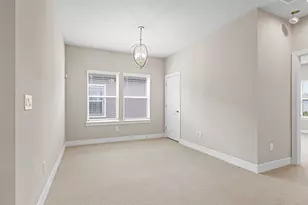 5707 Village Center Dr, Lithia, FL 33547 - Photo 23