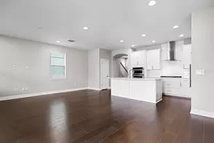 5707 Village Center Dr, Lithia, FL 33547 - Photo 19