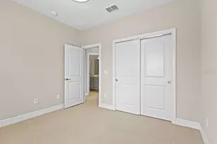 5707 Village Center Dr, Lithia, FL 33547 - Photo 29