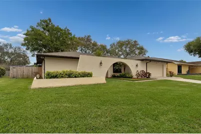 3225 Masters Drive, Clearwater, FL 33761 - Photo 3