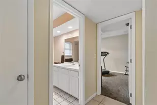 3225 Masters Dr, Clearwater, FL 33761 - Photo 41