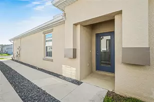 18267 Turning Leaf Cir, Land O Lakes, FL 34638 - Photo 3
