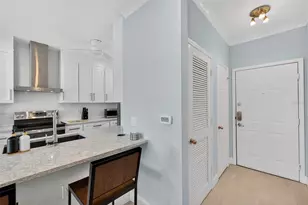 210 3rd Street W, Bradenton, FL 34205 - Photo 7