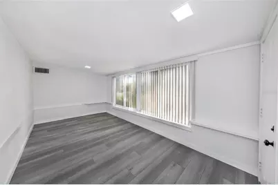 360 57th Street N, Saint Petersburg, FL 33710 - Photo 9