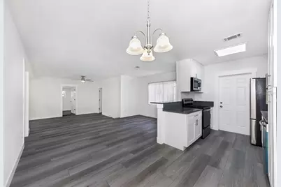 360 57th Street N, Saint Petersburg, FL 33710 - Photo 21