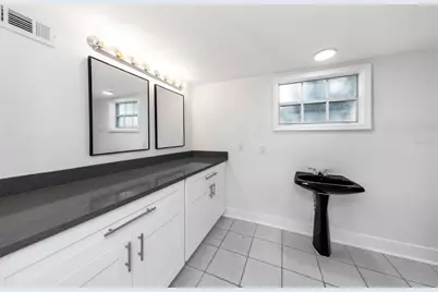 360 57th Street N, Saint Petersburg, FL 33710 - Photo 15
