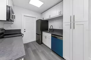 360 57th St N, Saint Petersburg, FL 33710 - Photo 19