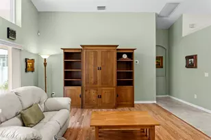 8263 Swann Hollow Dr, Tampa, FL 33647 - Photo 11