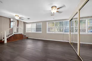 2285 Lake Dr, Jacksonville, FL 32246 - Photo 35