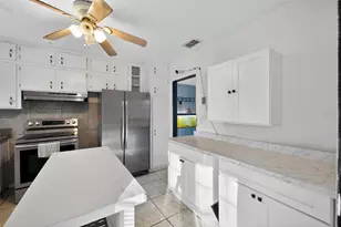 2285 Lake Dr, Jacksonville, FL 32246 - Photo 23