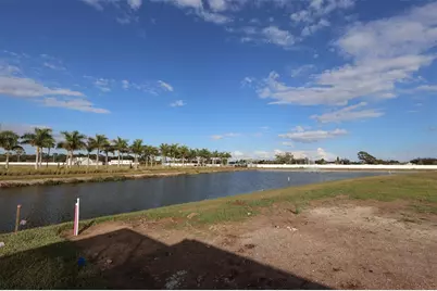 2856 Marrakesh Lane, Sarasota, FL 34234 - Photo 11