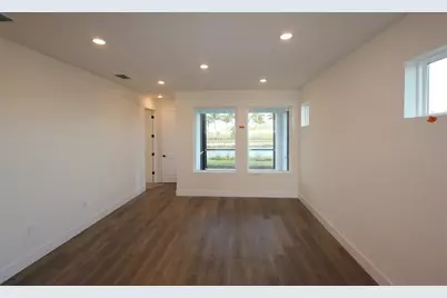 2856 Marrakesh Lane, Sarasota, FL 34234 - Photo 5