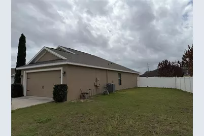 487 Ocho Rios Avenue, Tavares, FL 32778 - Photo 9