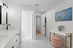 9115 Canberley Dr, Tampa, FL 33647 - Photo 21