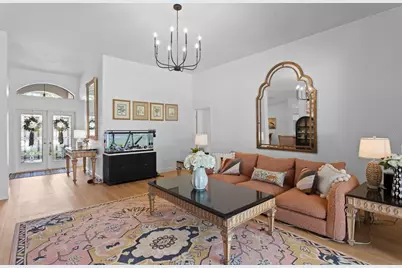 9115 Canberley Drive, Tampa, FL 33647 - Photo 5