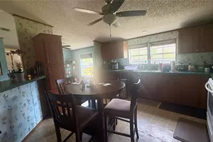 17504 Eagle Ln, Lutz, FL 33558 - Photo 11