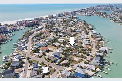 13135 4th Street E, Madeira Beach, FL 33708 - Photo 1