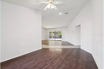 17922 Clear Lake Drive, Lutz, FL 33548 - Photo 11