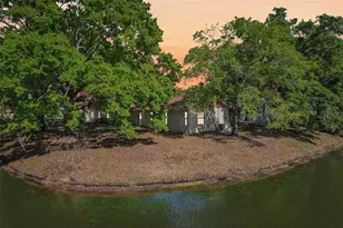 17922 Clear Lake Dr, Lutz, FL 33548 - Photo 83