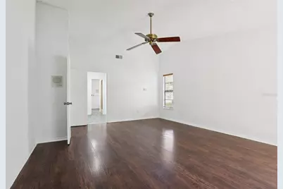 17922 Clear Lake Drive, Lutz, FL 33548 - Photo 21