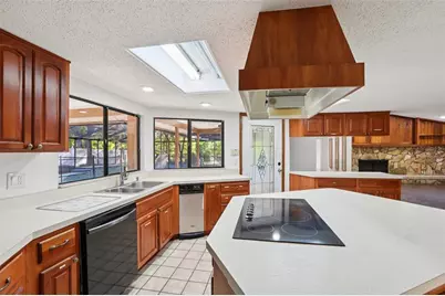 17922 Clear Lake Drive, Lutz, FL 33548 - Photo 29