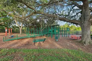 17922 Clear Lake Dr, Lutz, FL 33548 - Photo 87