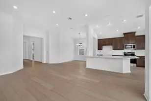 3021 Parapet Ter Pl, Plant City, FL 33565 - Photo 7