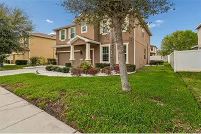 6105 Merrifield Drive, Zephyrhills, FL 33541 - Photo 7