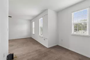 6105 Merrifield Dr, Zephyrhills, FL 33541 - Photo 61