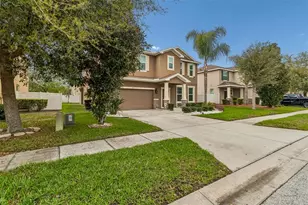6105 Merrifield Dr, Zephyrhills, FL 33541 - Photo 9