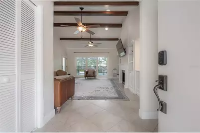 14204 Ashburn Place, Tampa, FL 33624 - Photo 5
