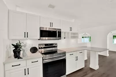 4510 NE Helena Street NE, Saint Petersburg, FL 33703 - Photo 15