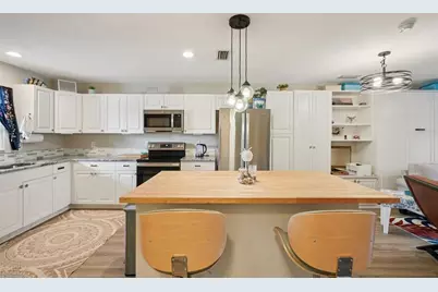 10800 US Highway 19 N #206, Pinellas Park, FL 33782 - Photo 5