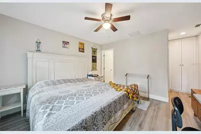 10800 US Highway 19 N #206, Pinellas Park, FL 33782 - Photo 13