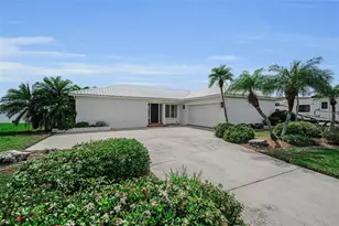 11566 47th Ave N, Saint Petersburg, FL 33708 - Photo 3