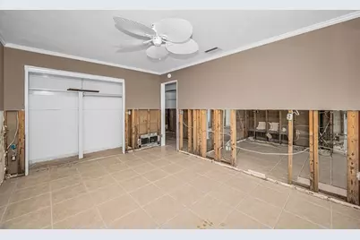 11566 47th Avenue N, Saint Petersburg, FL 33708 - Photo 39
