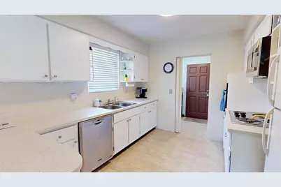 1950 Golfview Boulevard, South Daytona, FL 32119 - Photo 9