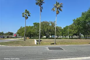 6044 22nd Ave N, Saint Petersburg, FL 33710 - Photo 29