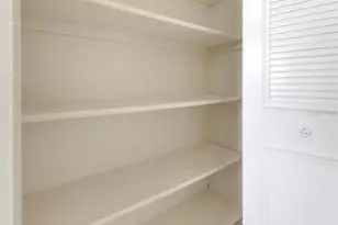 2850 59th Street S, Gulfport, FL 33707 - Photo 17