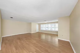 2850 59th Street S, Gulfport, FL 33707 - Photo 5