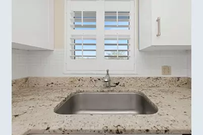 2850 59th Street S #204, Gulfport, FL 33707 - Photo 13