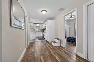 4245 78th Ln N, Saint Petersburg, FL 33709 - Photo 7