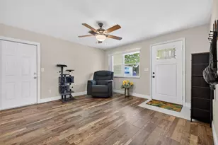 4245 78th Ln N, Saint Petersburg, FL 33709 - Photo 5