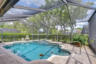 5910 Cherry Oak Dr, Valrico, FL 33596 - Photo 3