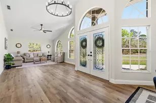 10185 Sleepy Willow Ct, Spring Hill, FL 34608 - Photo 7