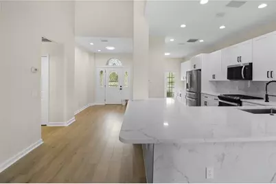 7279 Maidencane Court, Seminole, FL 33777 - Photo 13